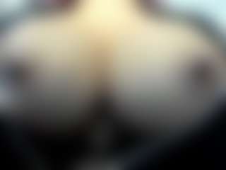 lucybeatifull's Live Sex Cam Show
