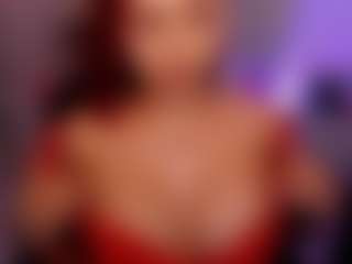 lucybeatifull MILF webcam performer live streaming