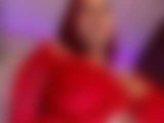 Live cam show with lucybeatifull - Bedroom on hotwifechat.live