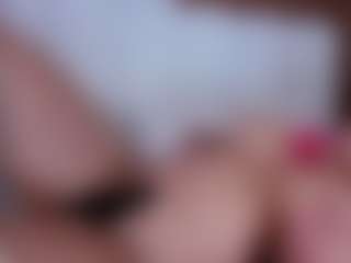 lucybeatifull's Live Sex Cam Show