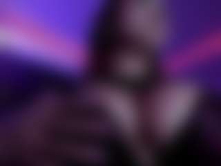 lucybeatifull's Live Sex Cam Show