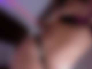 lucybeatifull's Live Sex Cam Show