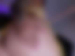 lucybeatifull's Live Sex Cam Show