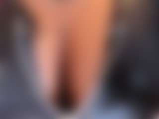 lucybeatifull's Live Sex Cam Show