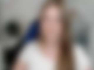 Live cam show with MeganxCute - Joi on AdultVida.com