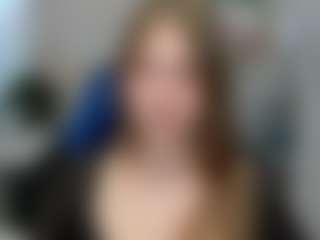 Live cam show with MeganxCute - Joi on AdultVida.com