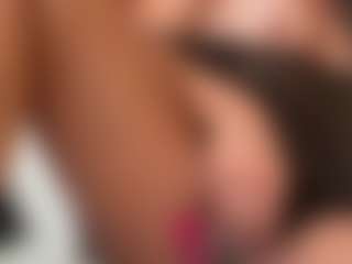 Live cam show with Raven-Moore - Squirt on Uber Horny
