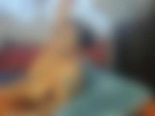Sienna Divyne's Live Sex Cam Show