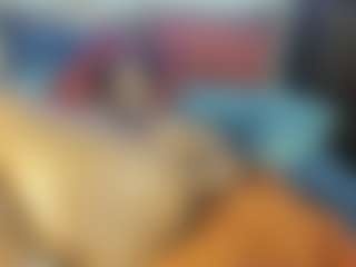 Live cam show with Sienna Divyne - Toys on livesuperchat.net