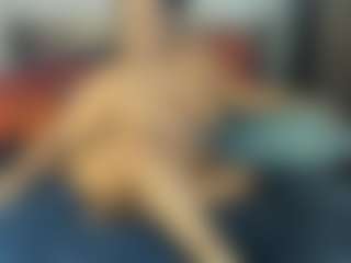 Sienna Divyne's Live Sex Cam Show