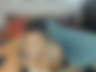 Sienna Divyne's Live Sex Cam Show