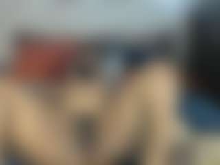 Sienna Divyne's Live Sex Cam Show