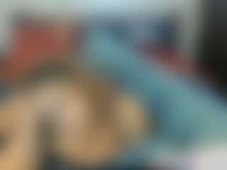 Sienna Divyne's Live Sex Cam Show
