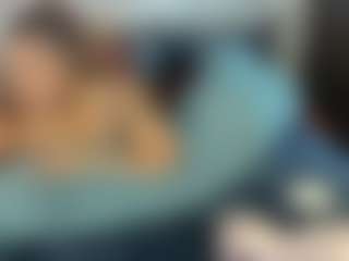 Sienna Divyne's Live Sex Cam Show