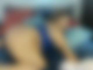 Sienna Divyne's Live Sex Cam Show