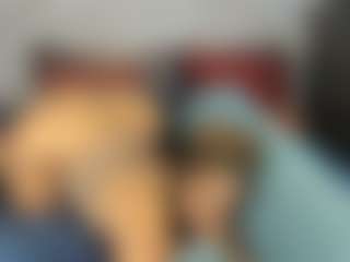 Live cam show with Sienna Divyne - Brown Eyes on Free Soda