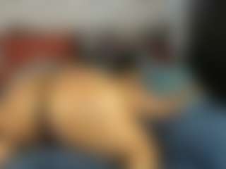 Sienna Divyne's Live Sex Cam Show