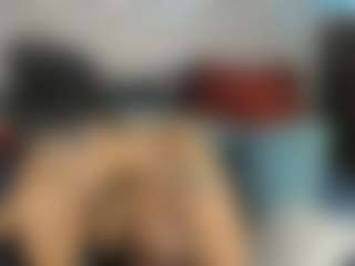 Sienna Divyne's Live Sex Cam Show