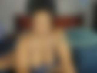 Live cam show with Sienna Divyne - Blowjob Lovense on Camiplay Live
