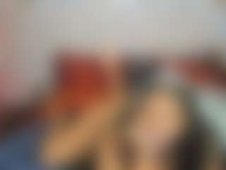 Sienna Divyne's Live Sex Cam Show