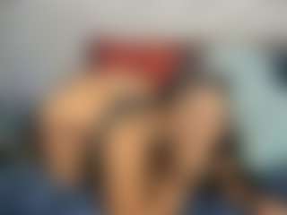 Sienna Divyne's Live Sex Cam Show