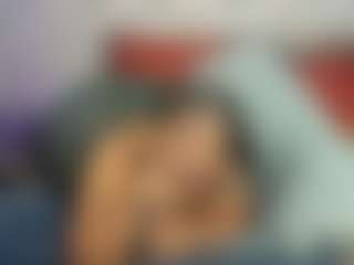 Sienna Divyne's Live Sex Cam Show