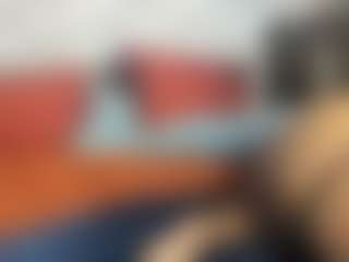 Sienna Divyne's Live Sex Cam Show