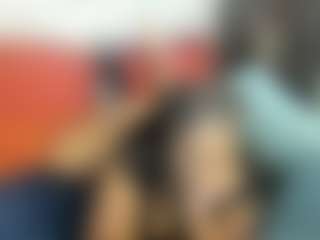 Sienna Divyne's Live Sex Cam Show