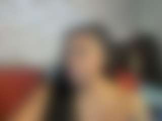Sienna Divyne's Live Sex Cam Show