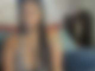 Sienna Divyne's Live Sex Cam Show