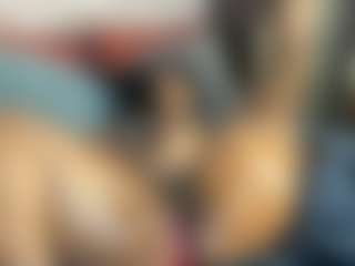 Sienna Divyne's Live Sex Cam Show