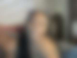 Sienna Divyne's Live Sex Cam Show
