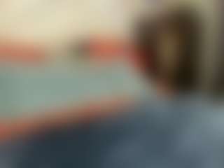 Live cam show with Sienna Divyne - Innocent on CamClone