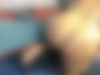 Sienna Divyne's Live Sex Cam Show