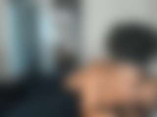 Sienna Divyne's Live Sex Cam Show