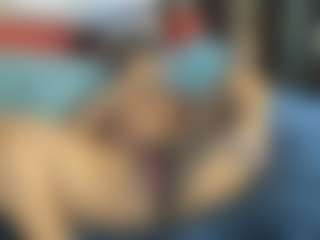 Sienna Divyne's Live Sex Cam Show