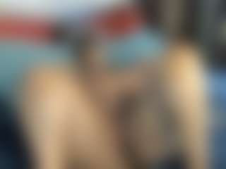 Live cam show with Sienna Divyne - Bedroom Asian on Camsoda