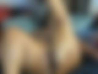 Live cam show with Sienna Divyne - Spank Toys on WildCum