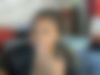 Sienna Divyne's Live Sex Cam Show