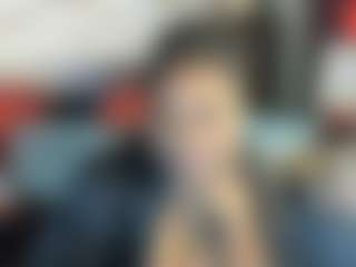 Sienna Divyne's Live Sex Cam Show