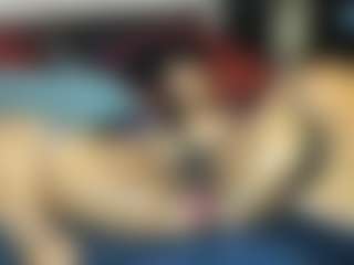 Sienna Divyne's Live Sex Cam Show