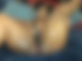 Sienna Divyne's Live Sex Cam Show