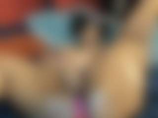 Sienna Divyne's Live Sex Cam Show