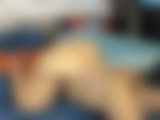Sienna Divyne's Live Sex Cam Show