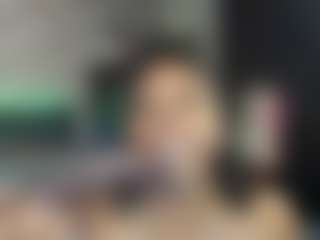 Sienna Divyne's Live Sex Cam Show