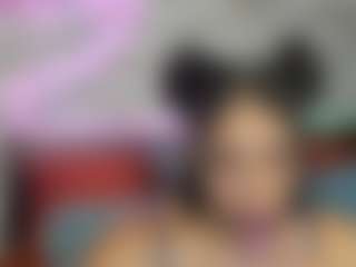 Sienna Divyne's Live Sex Cam Show