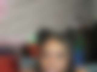 Sienna Divyne's Live Sex Cam Show