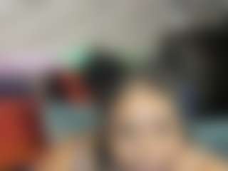 Sienna Divyne's Live Sex Cam Show
