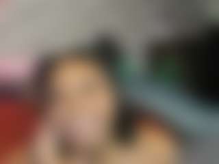 Sienna Divyne's Live Sex Cam Show