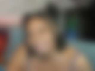 Sienna Divyne's Live Sex Cam Show